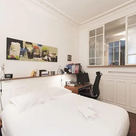 Appartement Classic In Montmartre Paris
